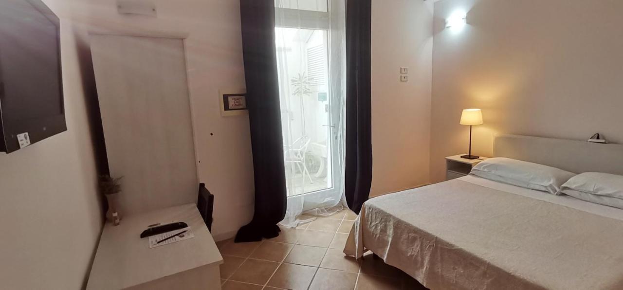 Marebello Bed & Breakfast *